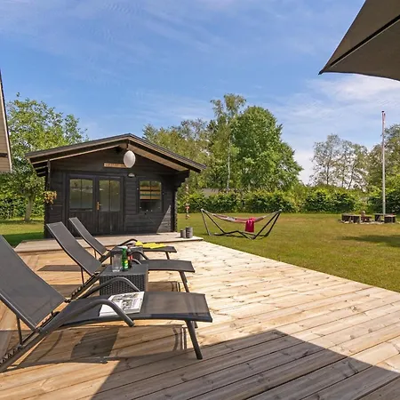 Сasa de vacaciones Edith - 1km From The Sea By Interhome